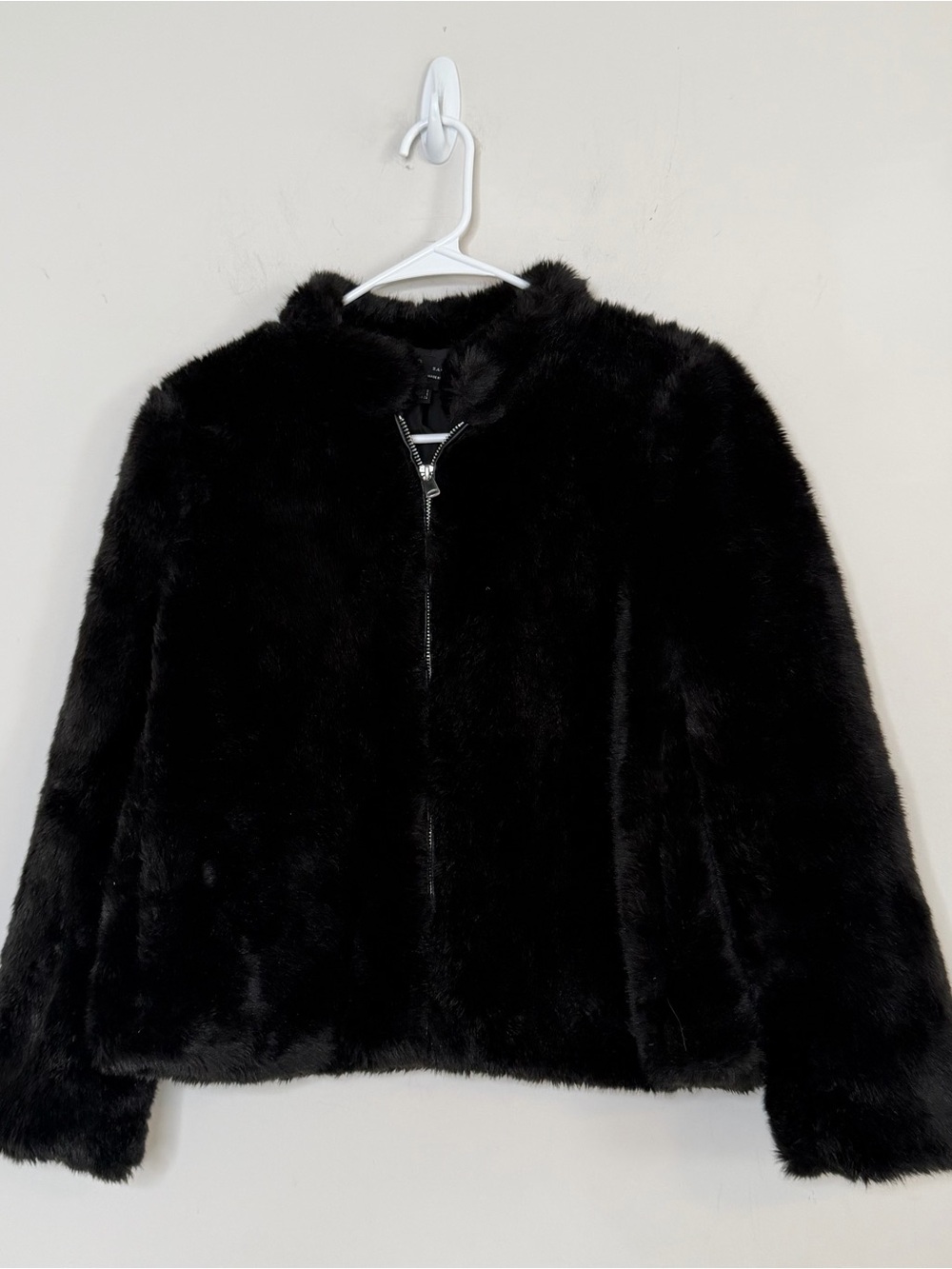 Zara Black Zip-Up faux fur jacket